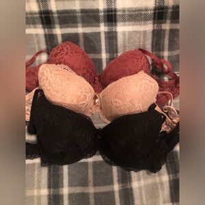 Marilyn Monroe bras